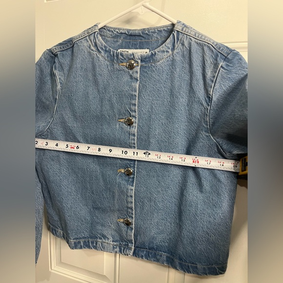 Zara collarless Cropped denim Jean Boxy Fit jacket w/ silver buttons XS - Picture 6 of 9